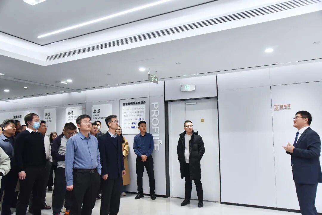 b8e039fa55009c535486d105e3fa6f53.jpg b8e039fa55009c535486d105e3fa6f53.jpg