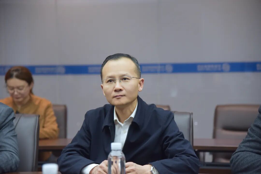 77f9e5a96996586f2fcc80b261190eec.jpg 77f9e5a96996586f2fcc80b261190eec.jpg